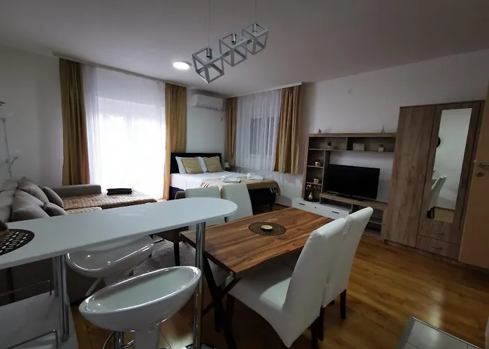 アパート Sokostar Lux ソコバニャ